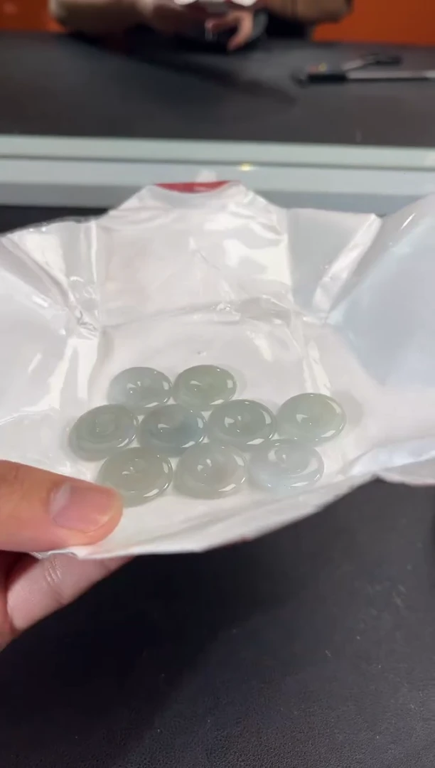 未镶嵌挂件翡翠边城刀客/34568725G/多样性发一
