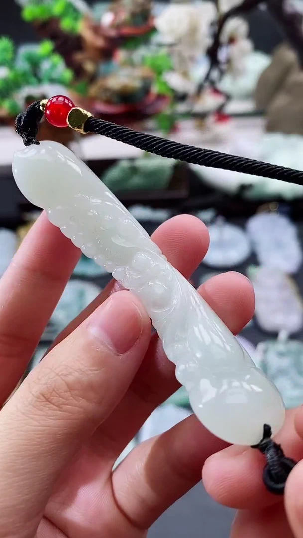颈饰未镶嵌翡翠天然缅甸A货翡翠