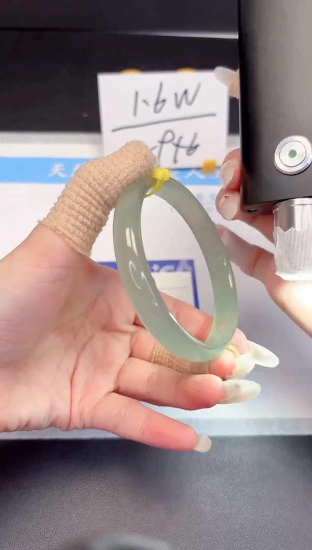 【闪购商品】石英质玉手镯未镶嵌244-64.8