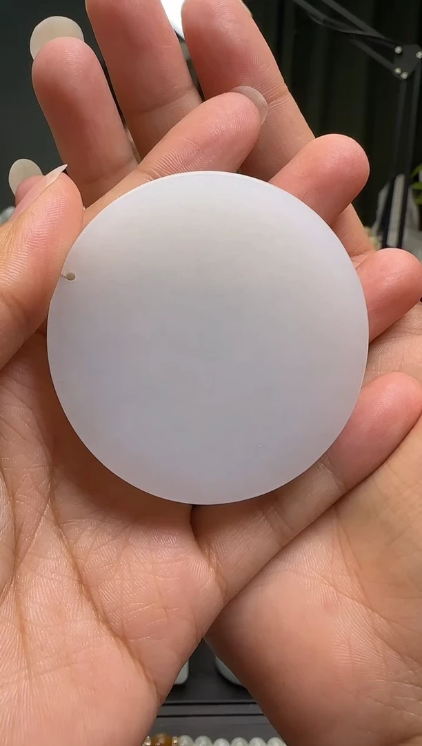 未镶嵌和田玉挂件假**存新疆和田玉把件