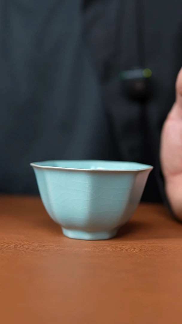 瓷片仿古天青八方杯一级