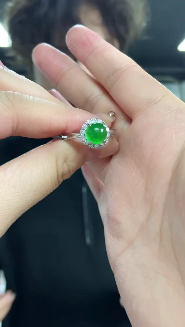 【闪购商品】翡翠戒指未镶嵌多样性发其一颜色微差