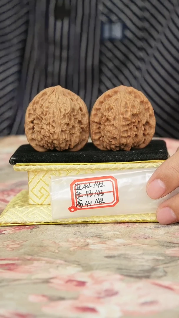 把件文玩核桃赵喜满南将石