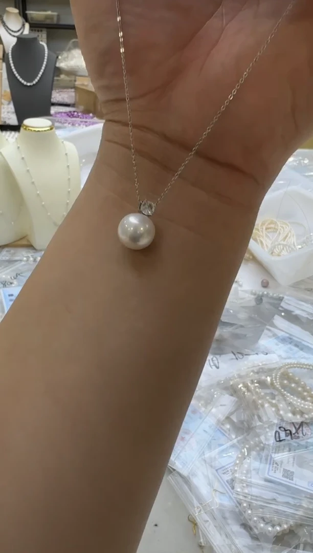 淡水珍珠银S925镶嵌吊坠(赠链)11-12mm 王妃扣