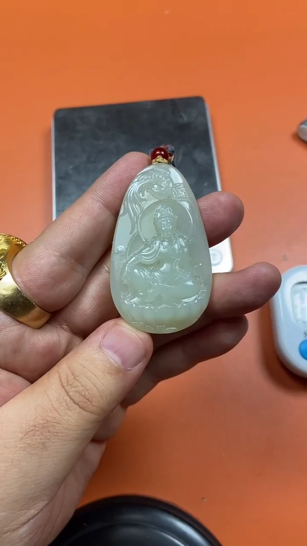 颈饰未镶嵌和田玉淡*1