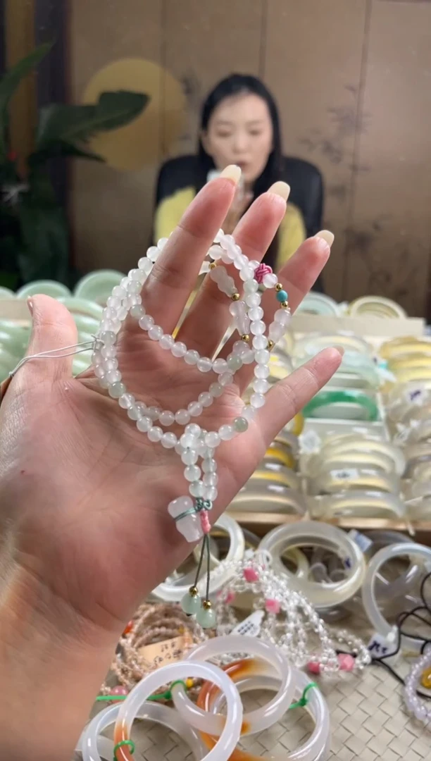 手镯玛瑙/玉髓未镶嵌天山翠三圈手链珠子不包完美