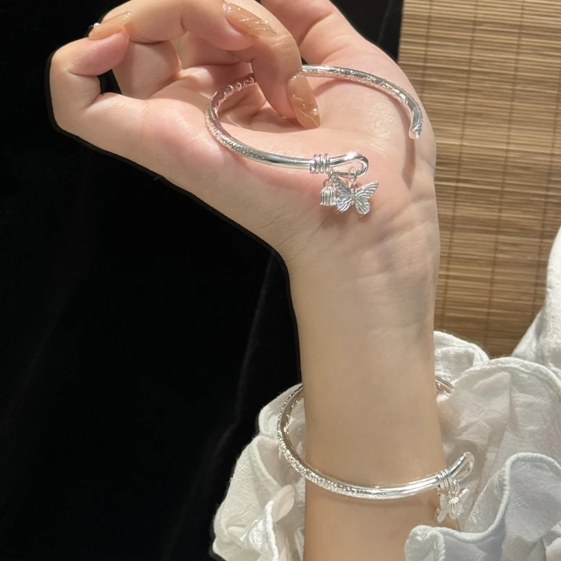 9999银镯子蝴蝶铃兰花吊坠银手镯七夕节送女朋友简约百搭