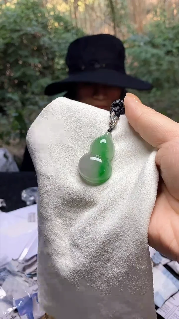 满色吊坠 所见即所得！！