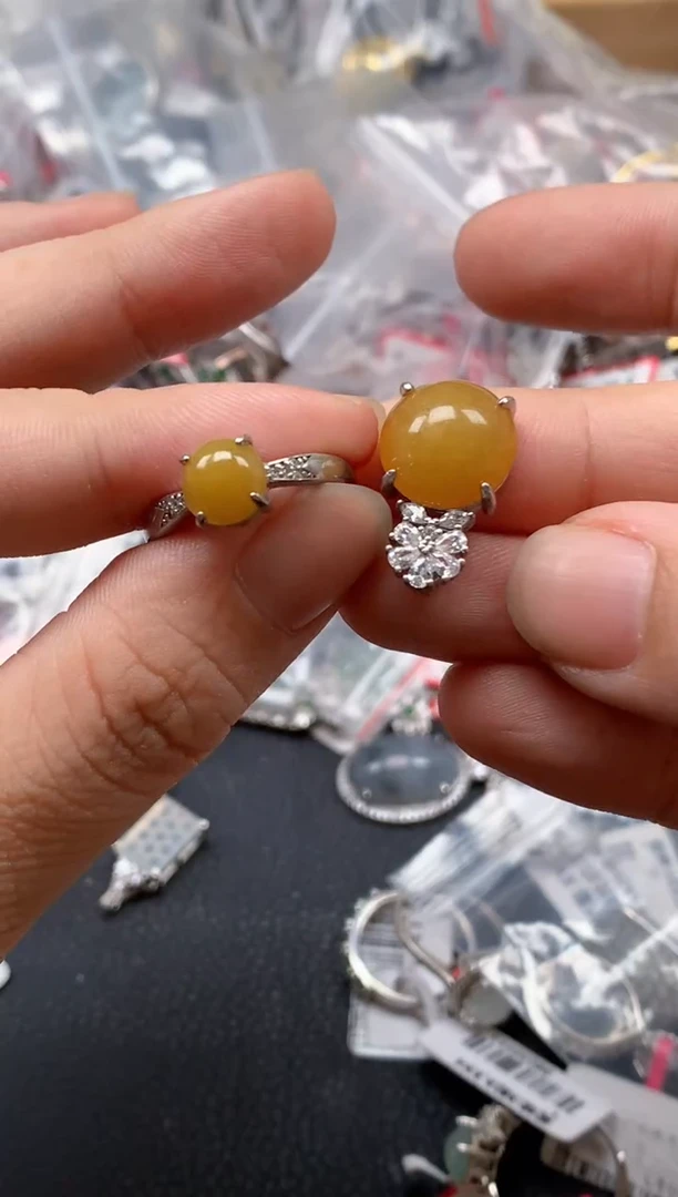 翡翠戒指银S925镶嵌天然A货缅甸翡翠