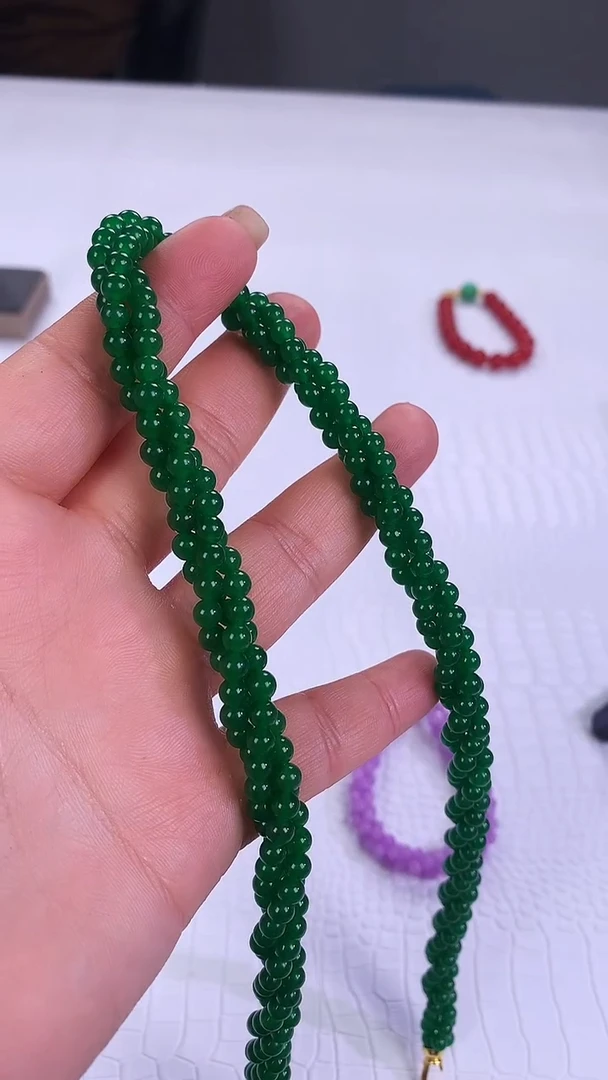 翡翠未镶嵌颈饰麻花项链绿