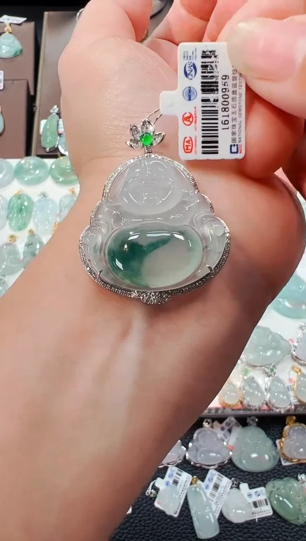 【闪购商品】翡翠吊坠(不含链)18K金镶嵌佛公吊坠959