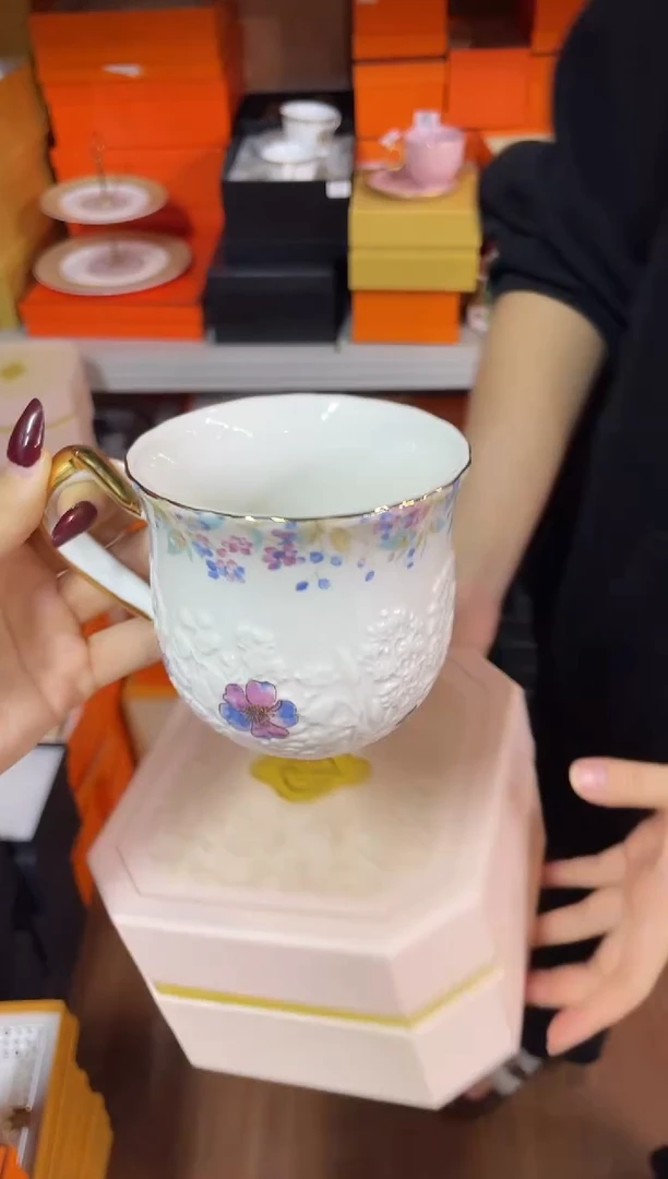 杯鸿辉家品牌瓷器，京东包邮！