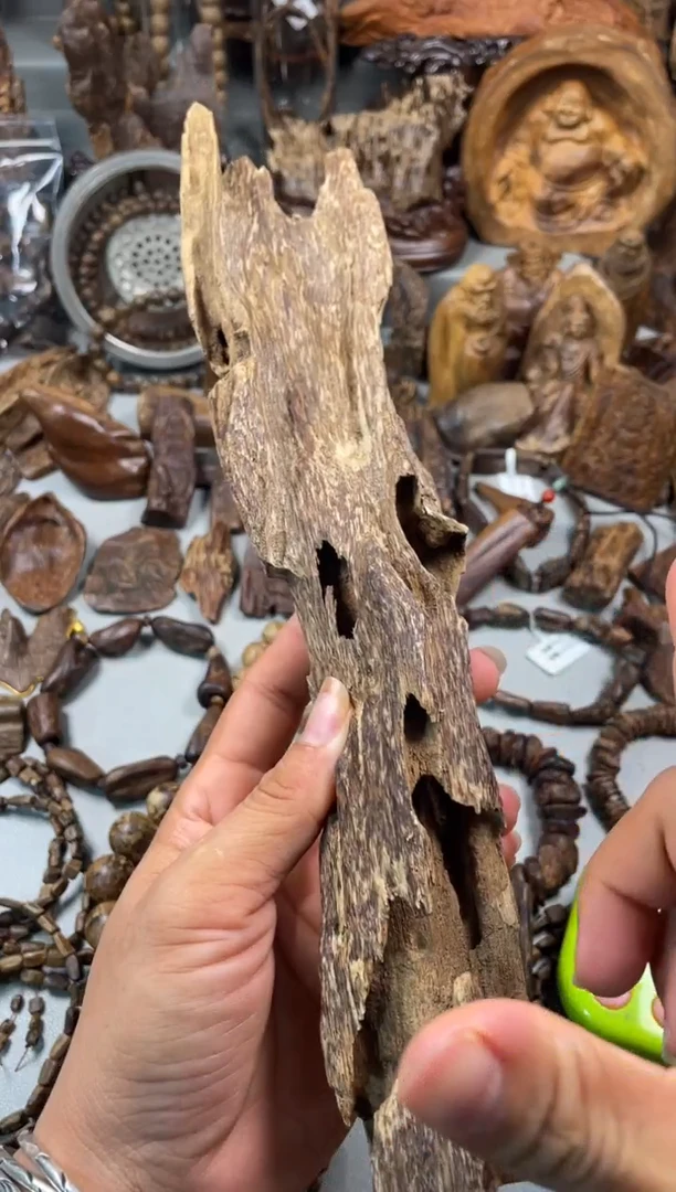 沉香碎屑沉香碧****G 越南芽庄  沉香