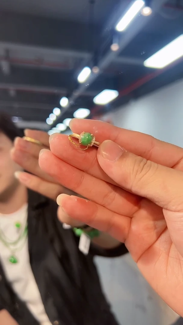 【闪购商品】翡翠戒指未镶嵌缅料A货/支持复检/一件
