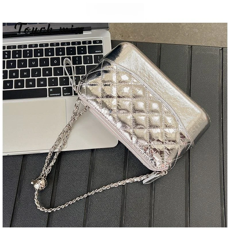 TOUCH MISS链条包2025新款银色包包小香风流浪包软皮单肩斜挎包