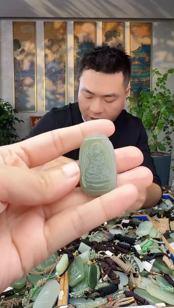 未镶嵌和田玉挂件拍一发一