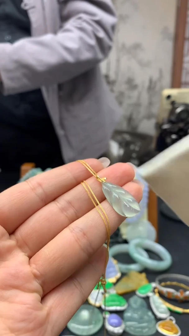 【闪购商品】翡翠颈饰未镶嵌32-天然翡翠