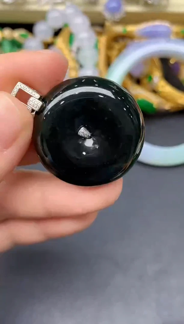 颈饰18K金镶嵌翡翠195-雪姐翡翠天天见