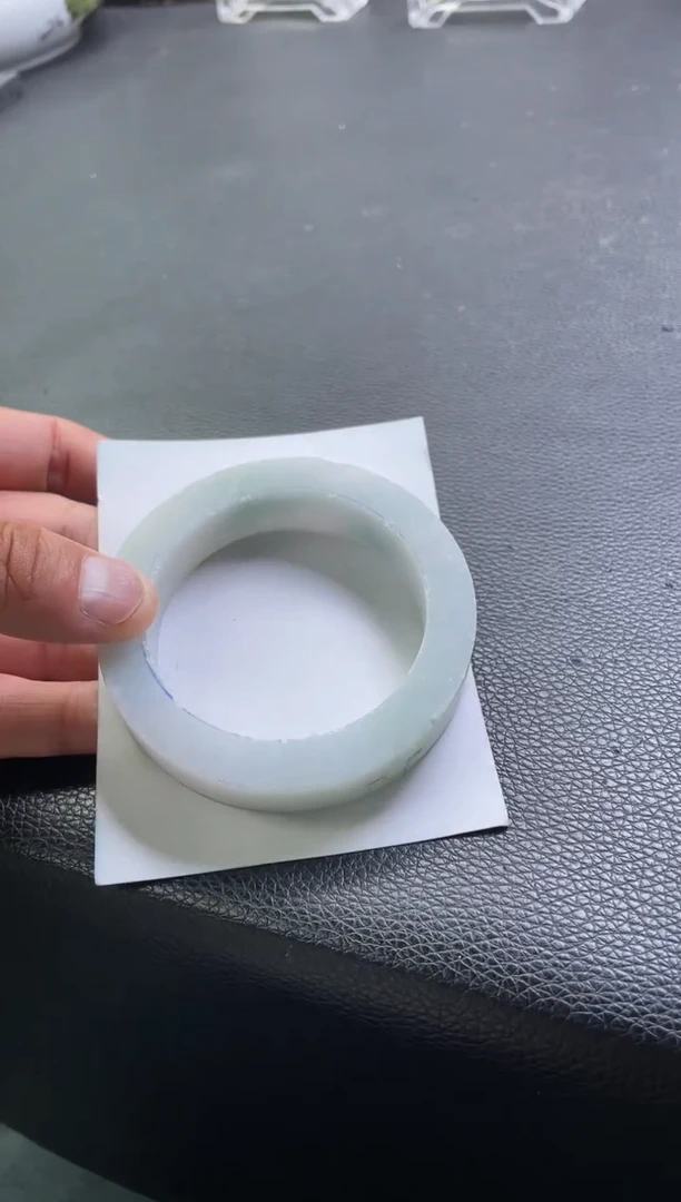 未镶嵌手镯定制翡翠手镯