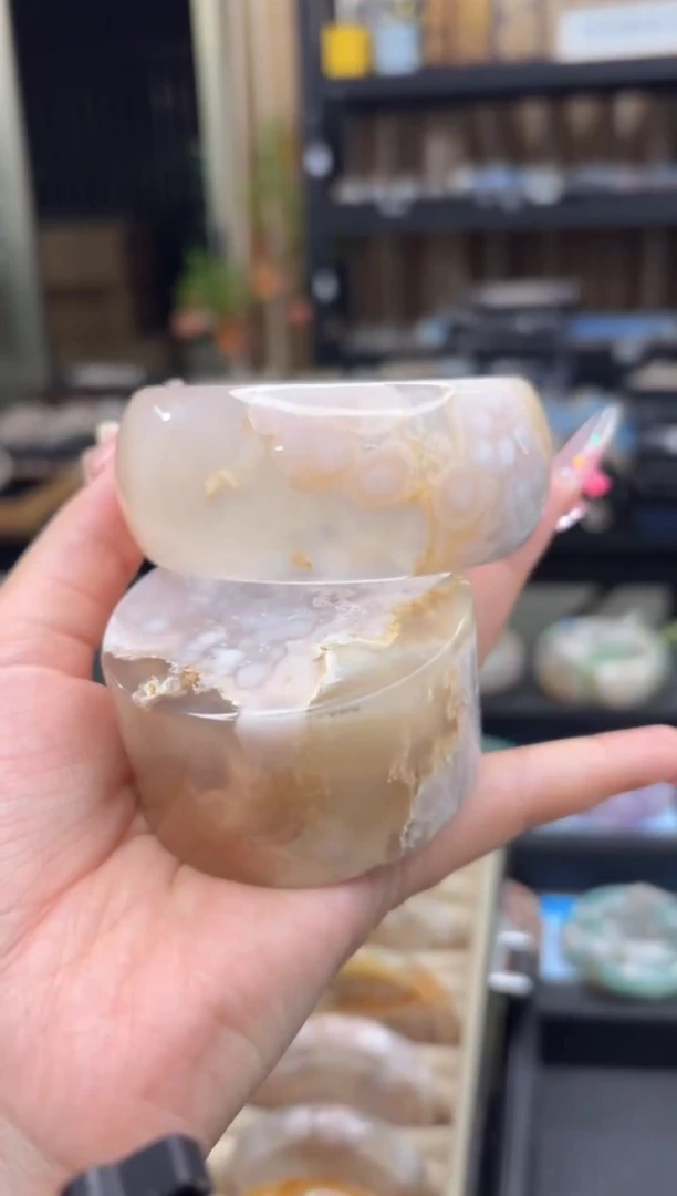 未镶嵌手镯石英质玉106(65圈赠送镯心)