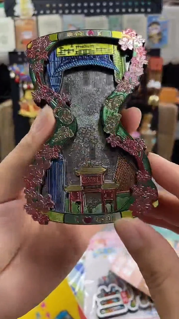 小胖墩的潮玩店深圳