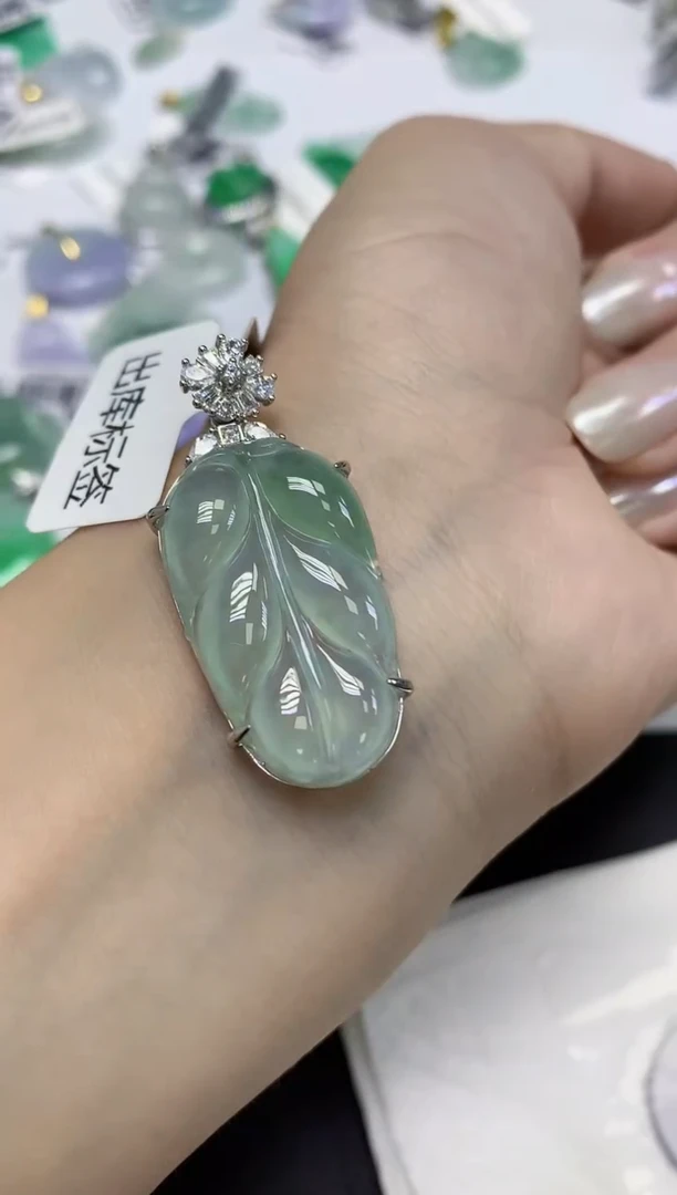 颈饰未镶嵌翡翠天然缅甸翡翠A货多样性发一件