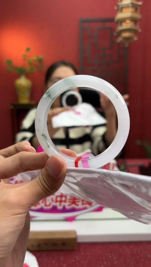 未镶嵌手镯翡翠翡翠手镯2