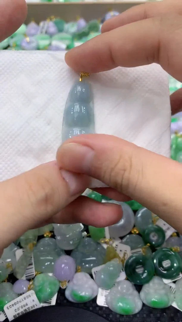 颈饰未镶嵌翡翠天然缅甸翡翠A货