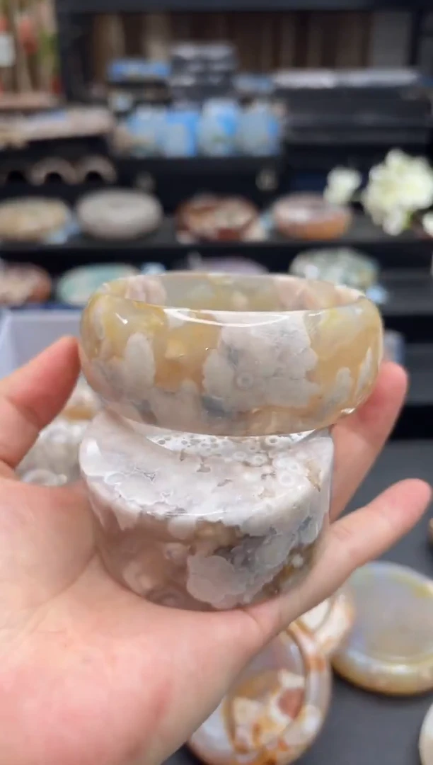 未镶嵌手镯石英质玉323(62圈赠送镯心)