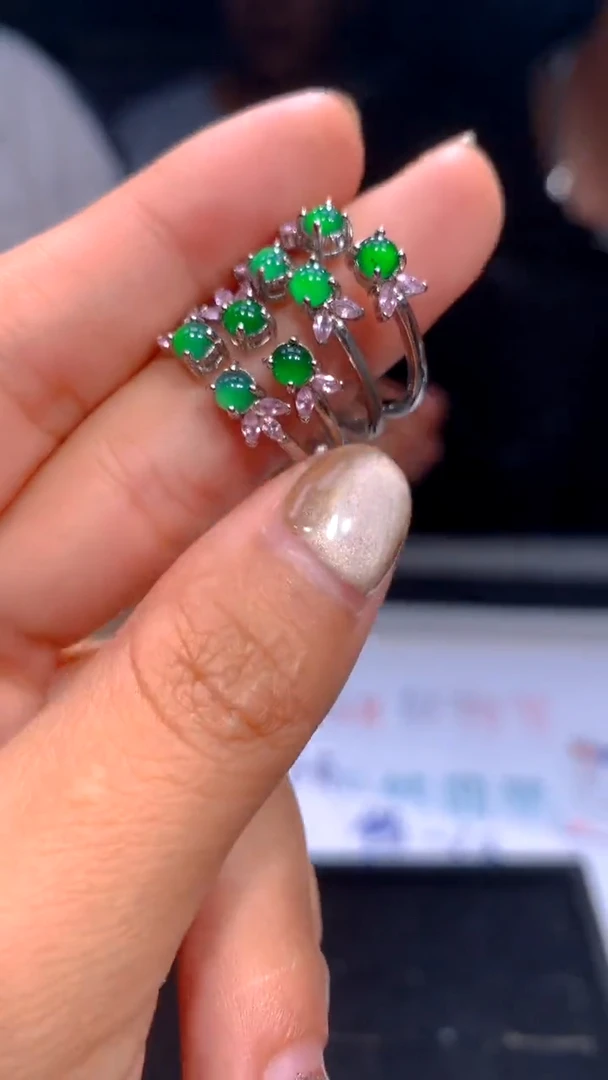 定制翡翠未镶嵌4多样性发货（发其一）