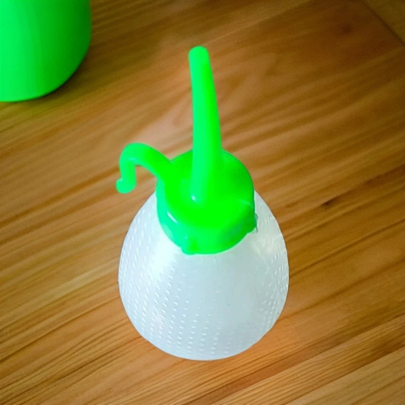 缝纫机小油壶1个