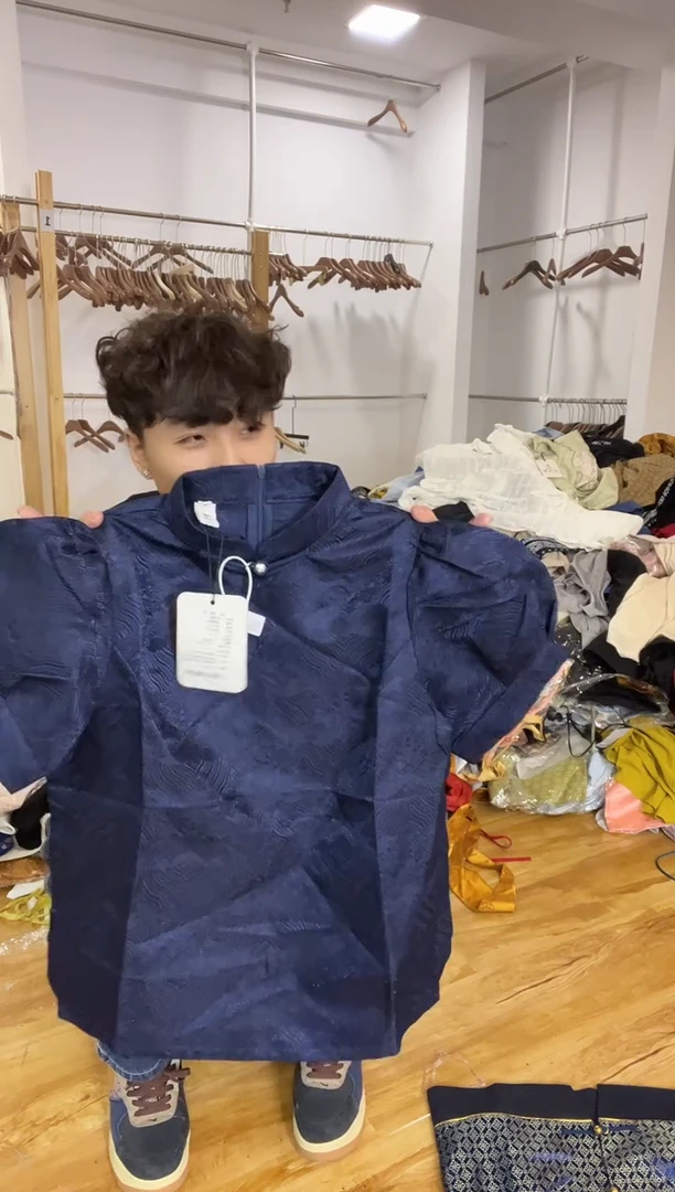 XL码      115-125斤  半袖