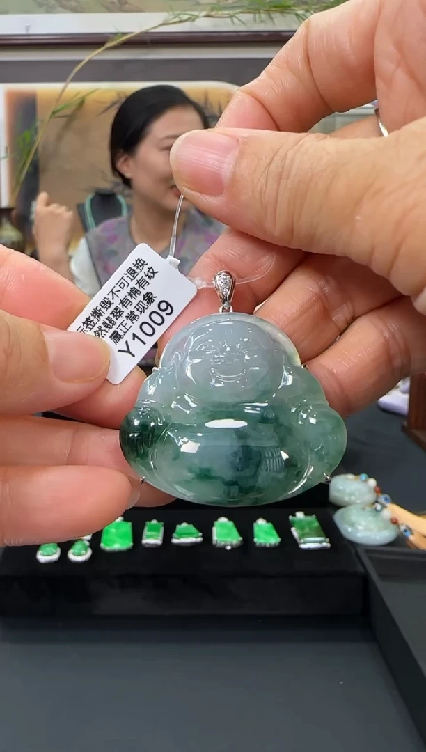 翡翠18K金镶嵌颈饰Y1009佛公