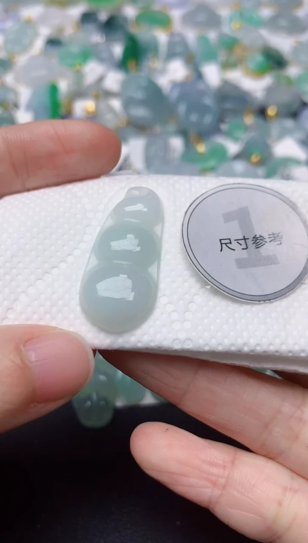 颈饰未镶嵌翡翠天然缅甸A货翡翠