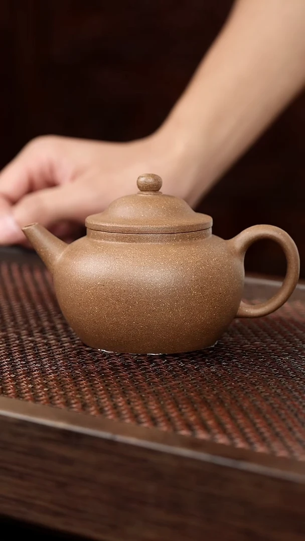 茶壶紫砂芝麻绿笠帽