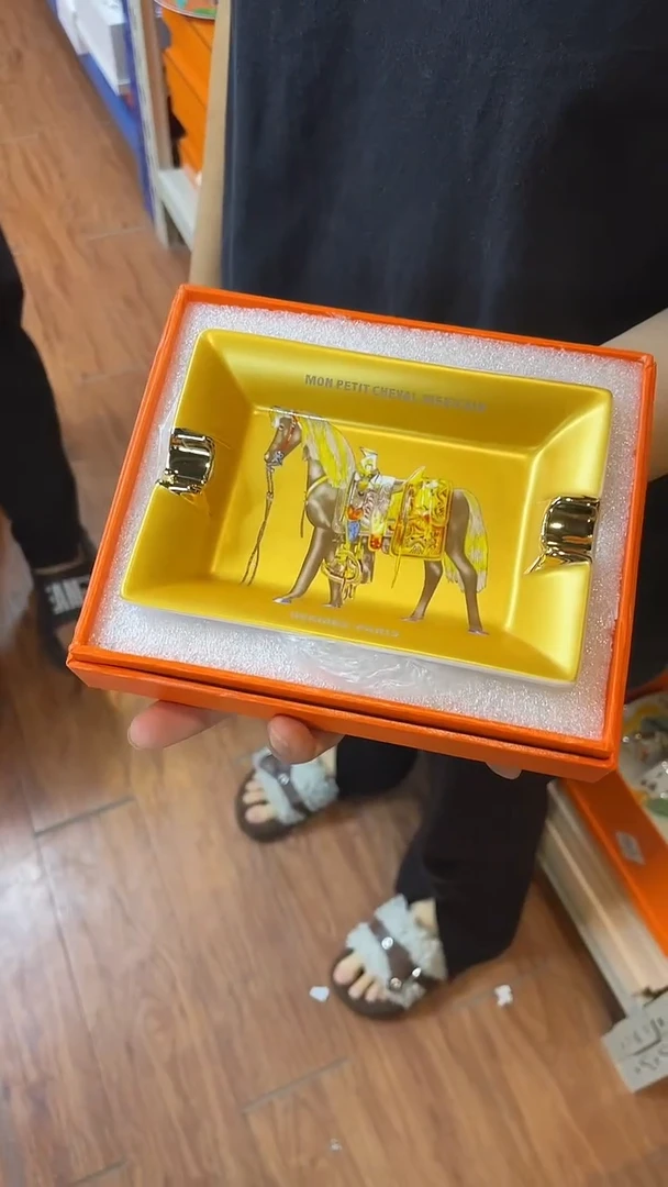 杯鸿辉家品牌瓷器，京东包邮！