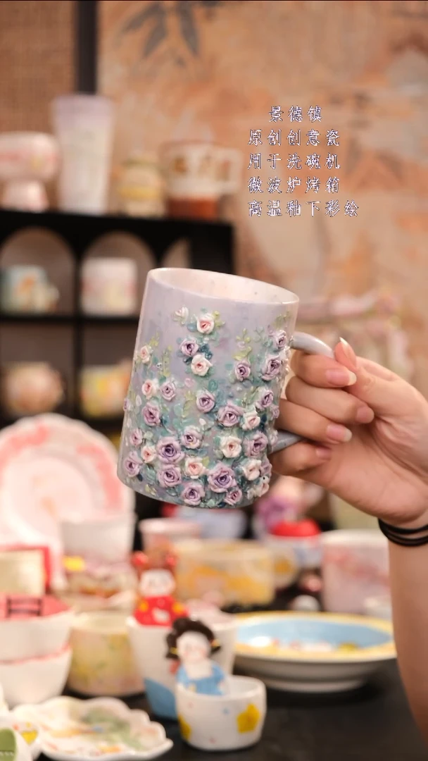 摆件景德镇手工手绘设计师款