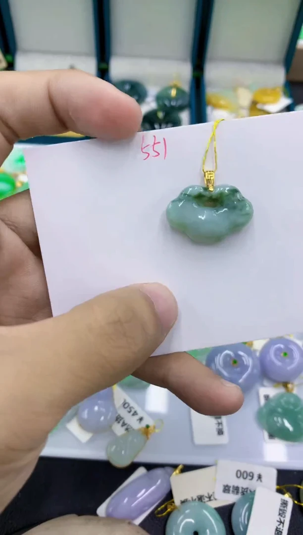 颈饰未镶嵌翡翠11111111