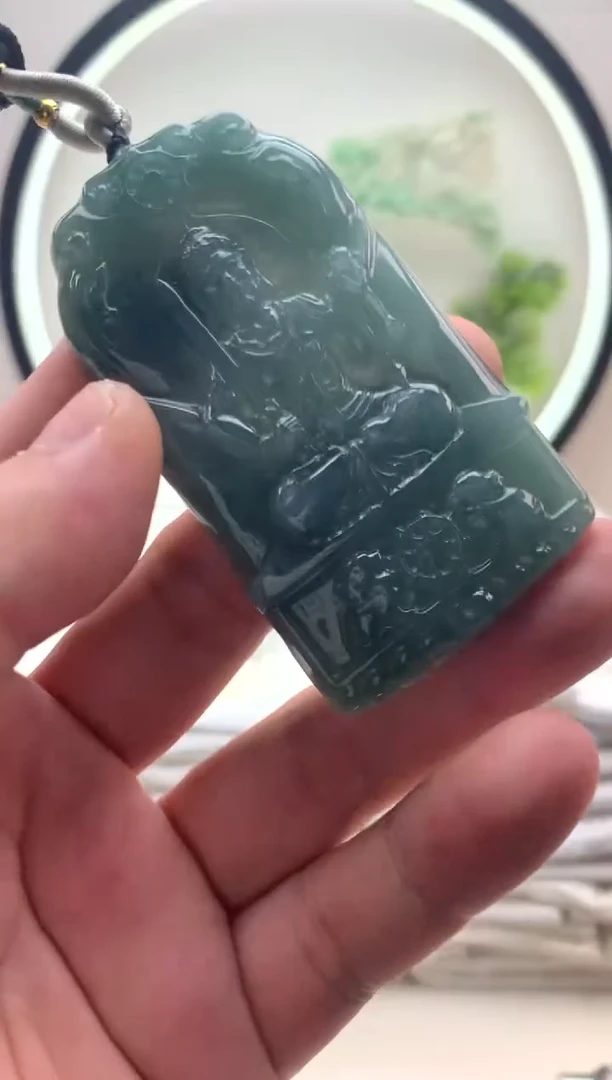 颈饰未镶嵌翡翠不动明王