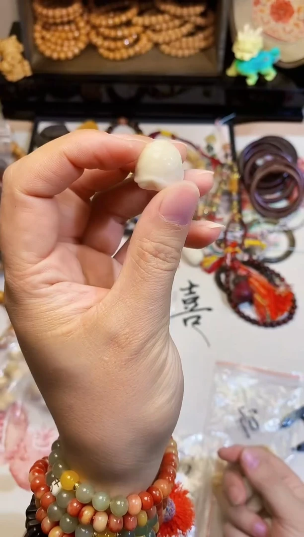 【闪购商品】贝壳杉（血龙木）手串/手链牙果富甲天下