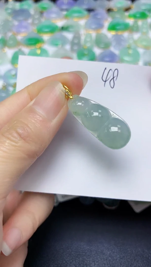 翡翠未镶嵌颈饰天然缅甸翡翠A货