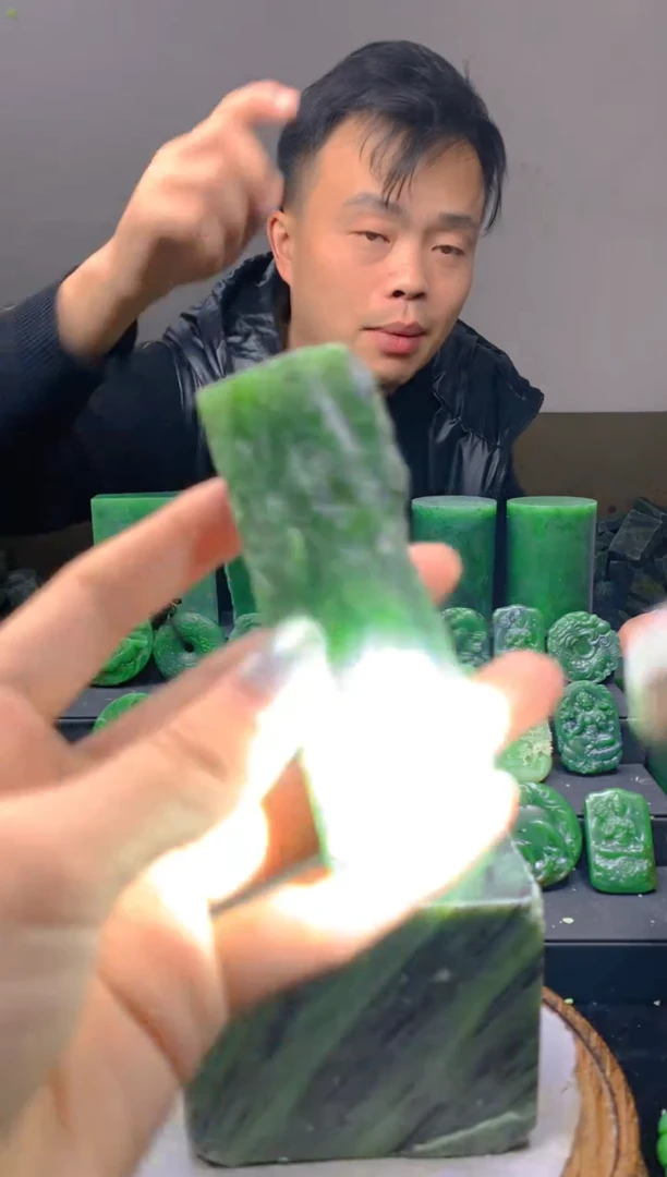 未镶嵌和田玉珠宝半成品1