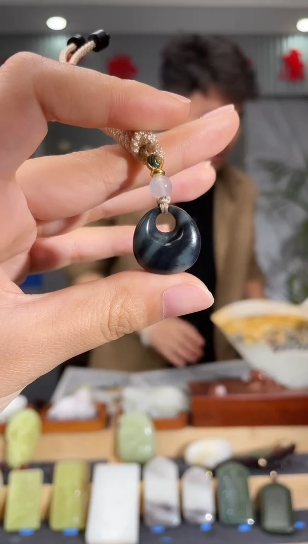 【闪购商品】和田玉颈饰未镶嵌拍一发一 多样性发货