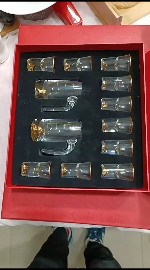 瓷金箔白酒具二壶十杯