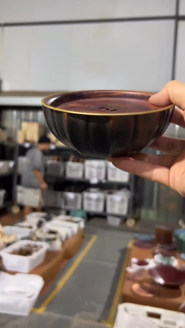 三足元宝建水（包铜边）