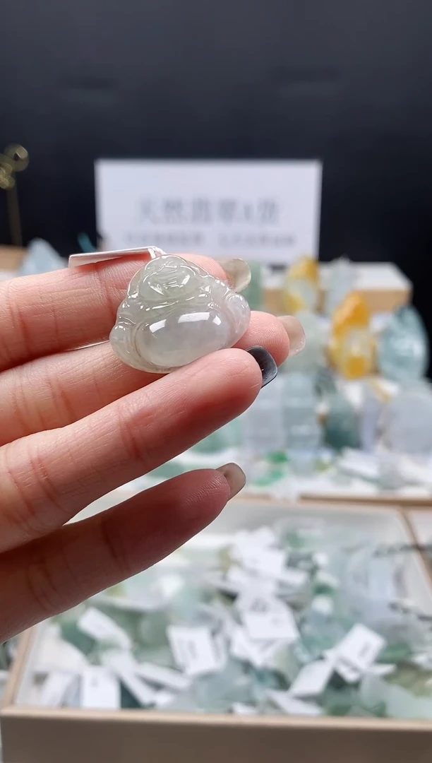 翡翠未镶嵌吊坠(不含链)美*殇64佛公