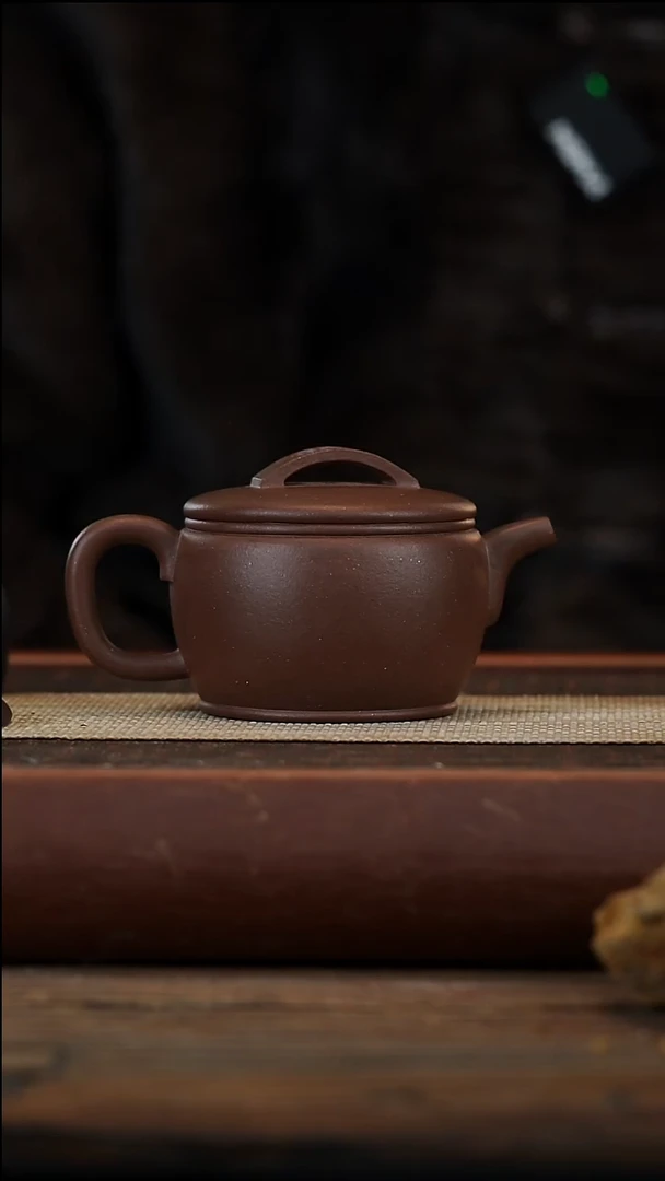 茶壶紫砂君****9底槽清汉瓦全手220容量