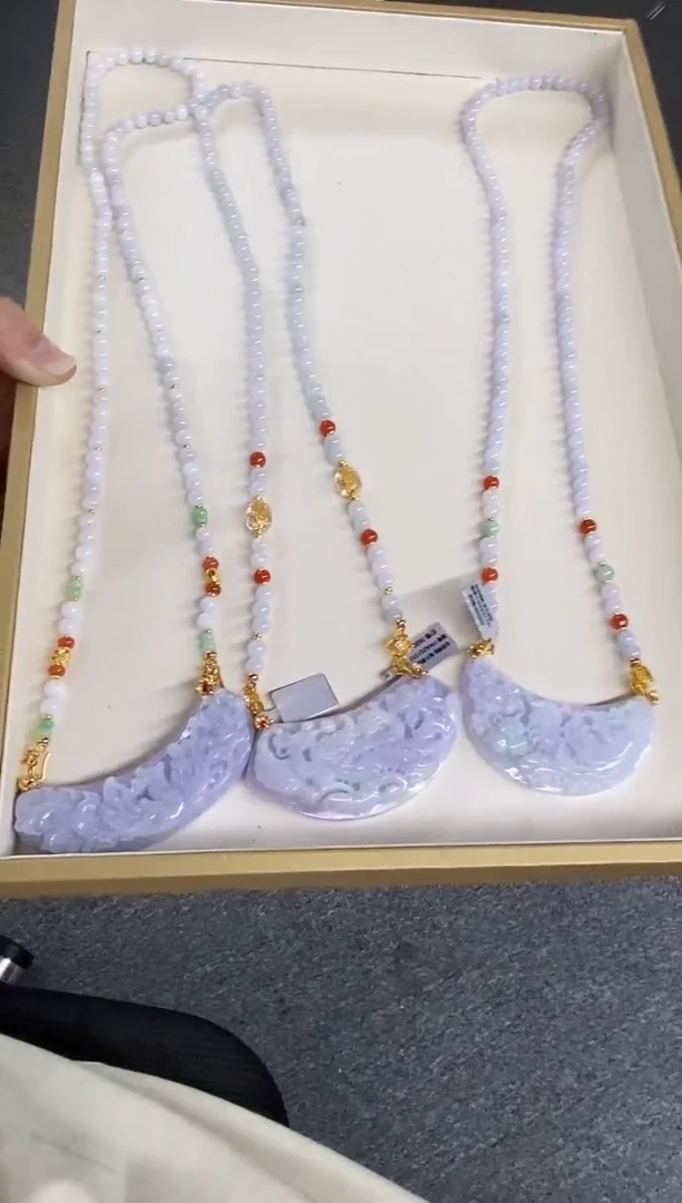 颈饰未镶嵌翡翠清***洋套装(三件凤凰）