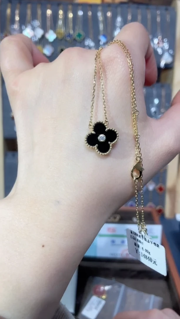 套链18K金镶嵌钻石钻石K黄单钻黑草