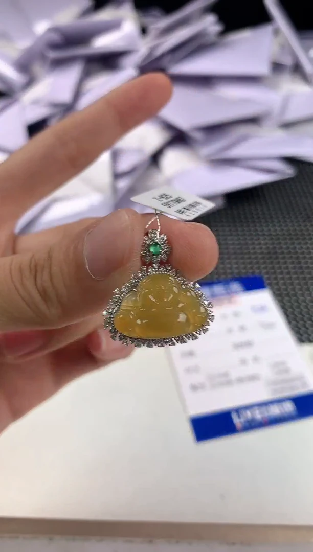 颈饰18K金镶嵌翡翠58